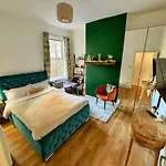 2 Bdr Apt 20Mins To Oxford Circus - Central London