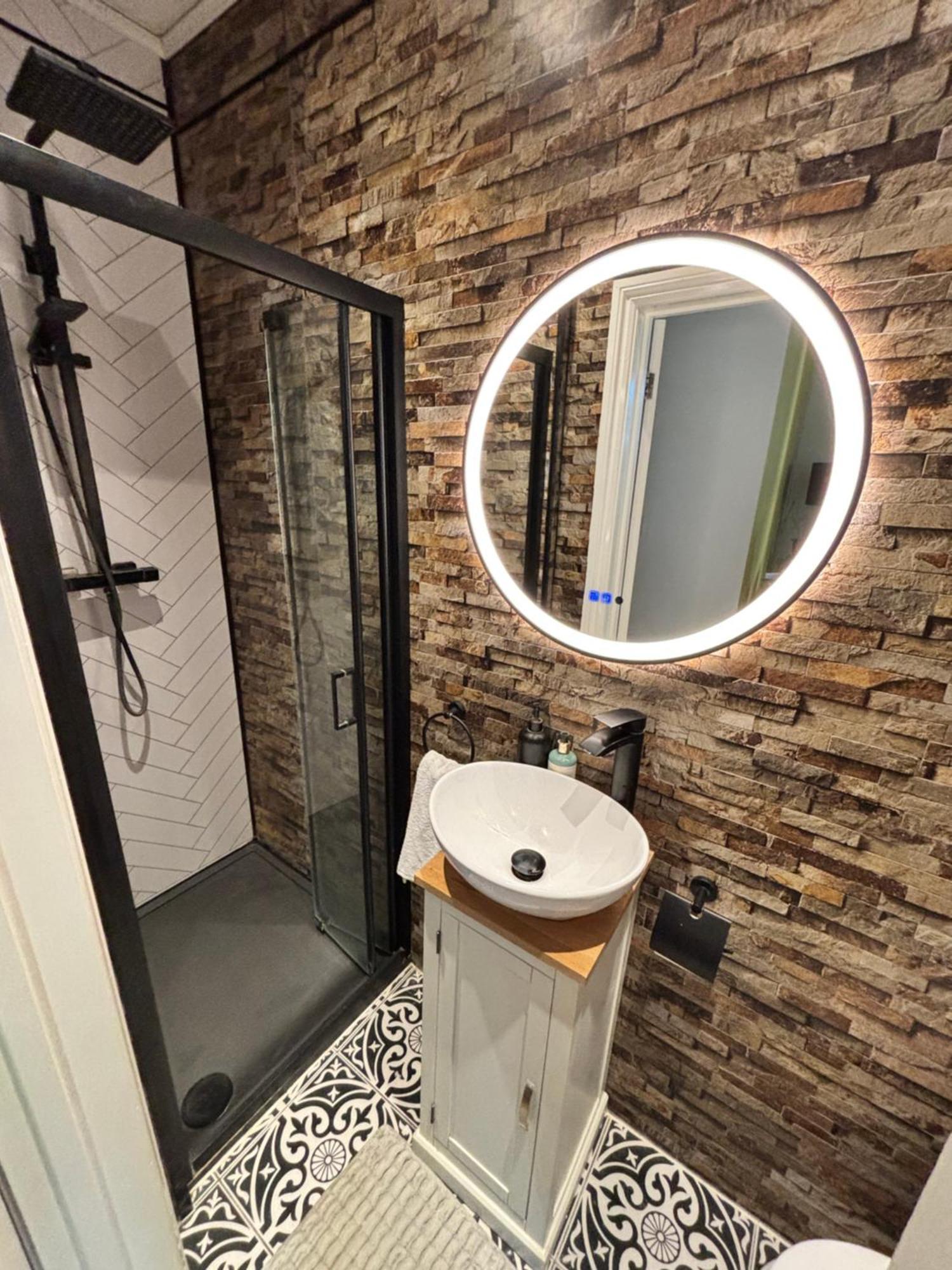 2 Bdr 20mins To Oxford Circus - Apartment
